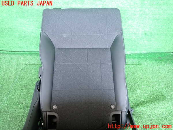 2UPJ-39007405]ヴェゼル ハイブリッド(e：HEV)(RV5)右リアシート 中古_m0002.jpg
