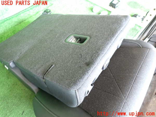 2UPJ-39007405]ヴェゼル ハイブリッド(e：HEV)(RV5)右リアシート 中古_m0004.jpg