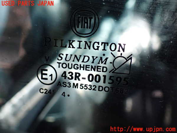 2UPJ-39011382]アバルト・595(312142)左クォーターガラス (43R-001595) 中古_m0002.jpg