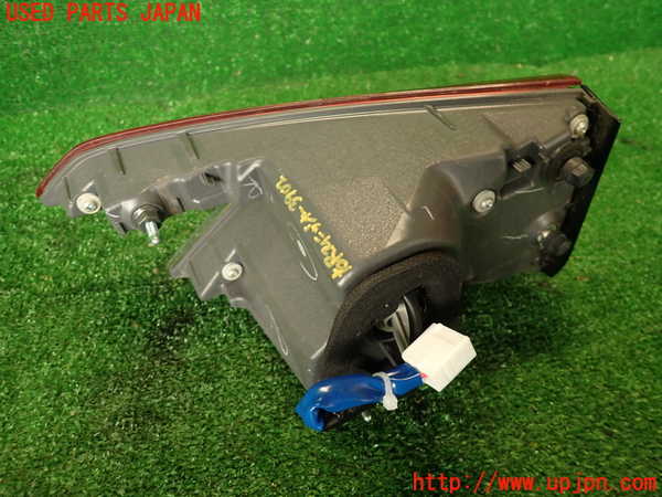 2UPJ-39021550]レクサス・RC F(USC10)右リアフィニッシャー 中古_m0002.jpg