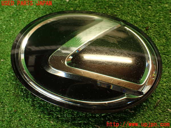 2UPJ-39021631]レクサス・RC F(USC10)エンブレム1 中古_m0001.jpg