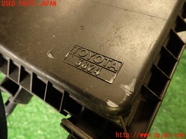 2UPJ-39022560]レクサス・RC F(USC10)エアクリーナーボックス 中古_m0004.jpg