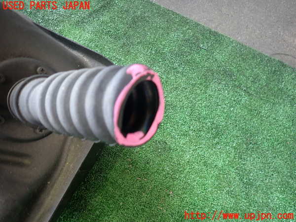 2UPJ-39032500]ハイラックスサーフ(RZN185W)燃料タンク 中古_m0003.jpg