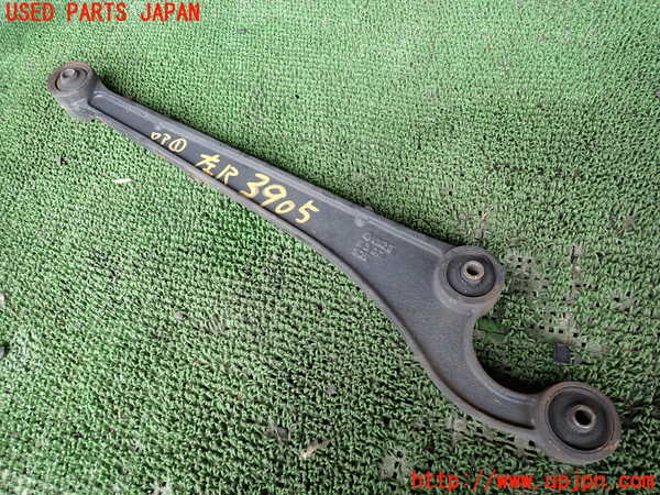 1UPJ-39055226]ジムニー(JA22W)左リアロアアーム1 中古_m0001.jpg