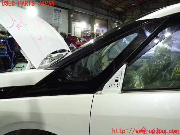 1UPJ-39061202]セレナ e-POWER(GFC28)左フロント三角窓ガラス 中古 NSG M3O8 43R-00011_m0001.jpg
