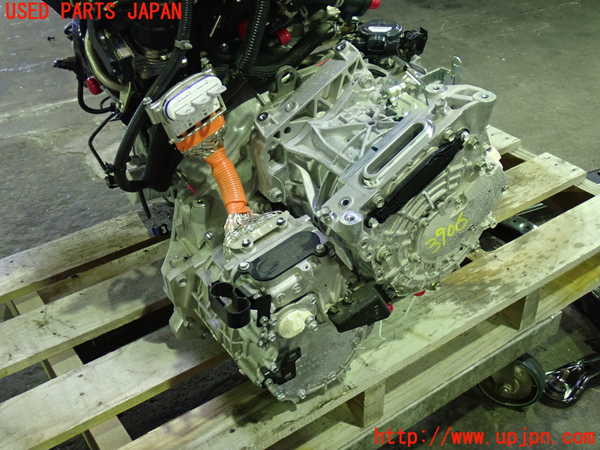 1UPJ-39063010]セレナ e-POWER(GFC28)ミッション AT HR14DDe-EM57 中古_m0001.jpg
