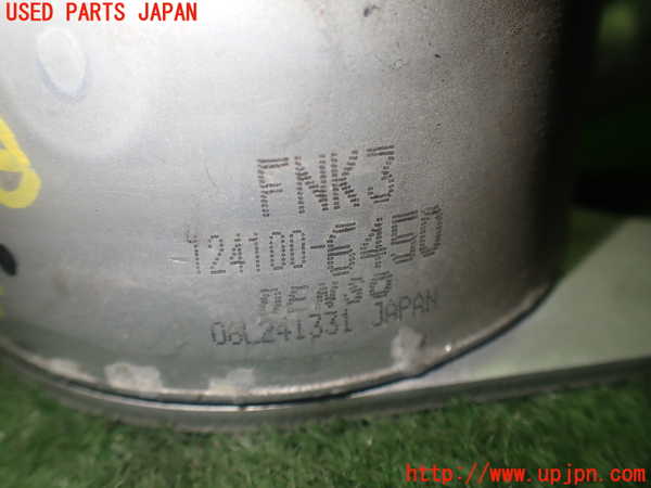 1UPJ-39092481]プレマシー(CREW)オイルクーラー1 中古_m0004.jpg