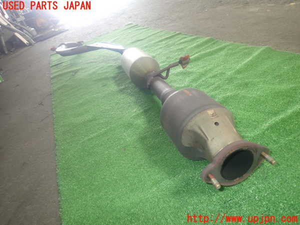 1UPJ-39092651]プレマシー(CREW)センターパイプ1 中古_m0002.jpg