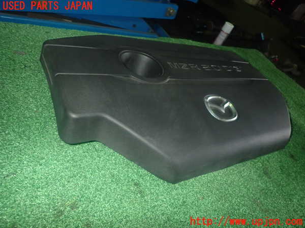 1UPJ-39092160]プレマシー(CREW)エンジンアッパーカバー 中古_m0002.jpg