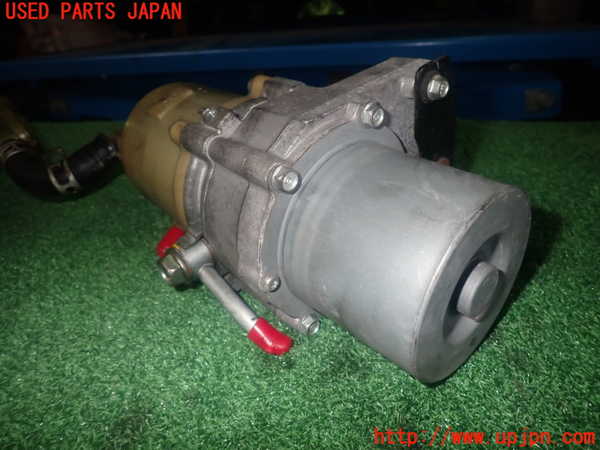 1UPJ-39094250]プレマシー(CREW)パワステポンプ 中古_m0002.jpg