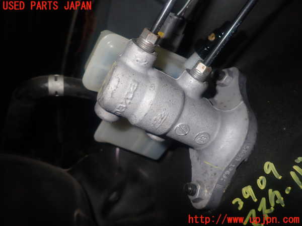 1UPJ-39094050]プレマシー(CREW)ブレーキマスターシリンダー 中古_m0003.jpg