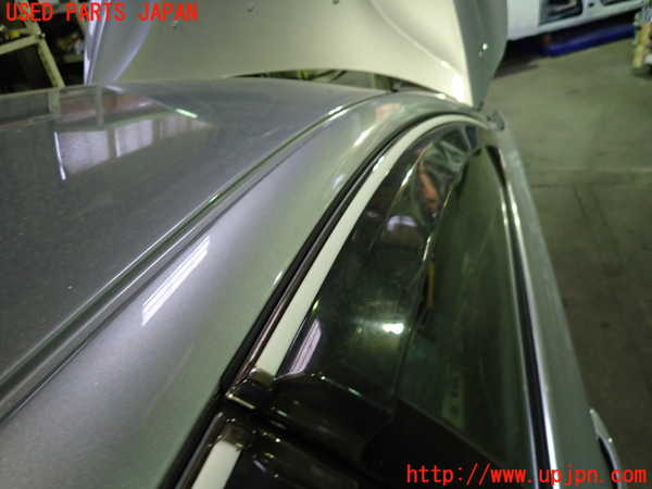 1UPJ-39111230]ボルボ・V40(MB4164T)右前ドア 中古 AGC M25 43R-00049_m0002.jpg