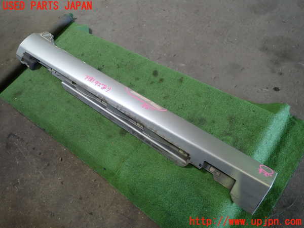 1UPJ-39111390]ボルボ・V40(MB4164T)右サイドステップ 中古_m0001.jpg