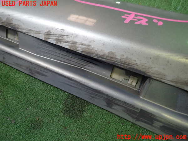 1UPJ-39111390]ボルボ・V40(MB4164T)右サイドステップ 中古_m0004.jpg