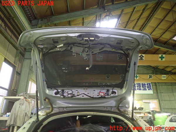 1UPJ-39111566]ボルボ・V40(MB4164T)バックドア リアゲート ハッチ 中古 AGC_m0005.jpg