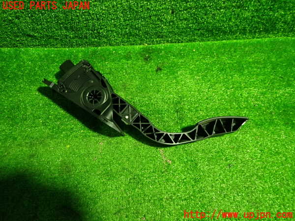 1UPJ-39116381]ボルボ・V40(MB4164T)センサー1(アクセルペダル) 中古_m0002.jpg