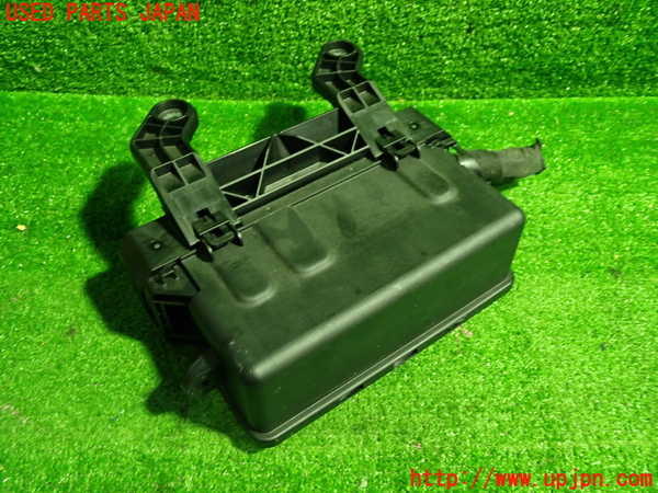 1UPJ-39116742]ボルボ・V40(MB4164T)ヒューズボックス2(室内運転席側) 中古_m0001.jpg