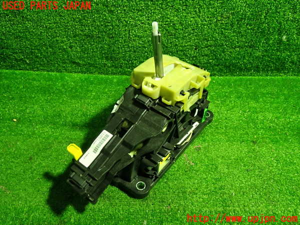 1UPJ-39117555]ボルボ・V40(MB4164T)ATシフトレバー 中古_m0002.jpg