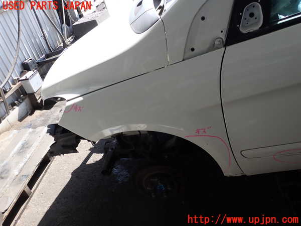 2UPJ-39121082]ベンツ B180(245232)(W245系)左前フェンダー 中古_m0001.jpg