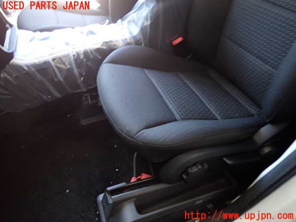 2UPJ-39127065]ベンツ B180(245232)(W245系)助手席シート 中古_m0003.jpg