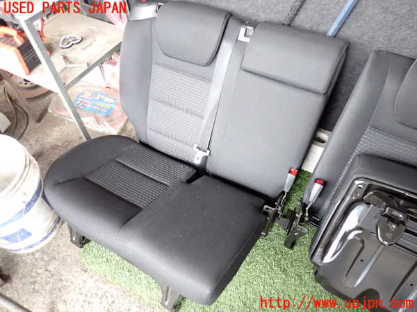 2UPJ-39127405]ベンツ B180(245232)(W245系)右リアシート 中古_m0001.jpg