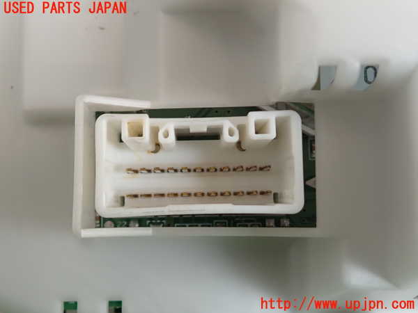 2UPJ-39146170]セルシオ(UCF31)スピードメーター 中古_m0003.jpg