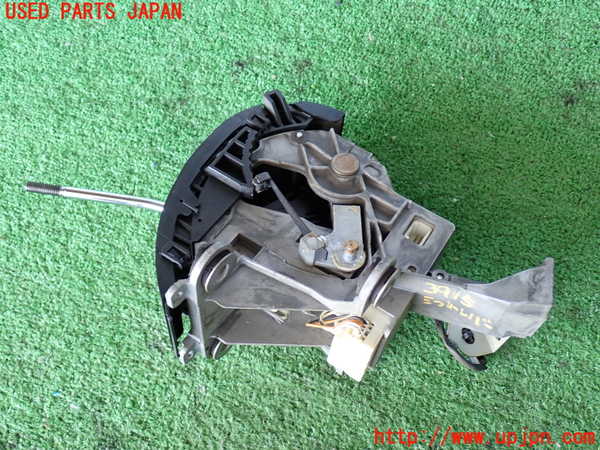 2UPJ-39157555]ハイエースバン200系(KDH205V)ATシフトレバー 中古_m0004.jpg