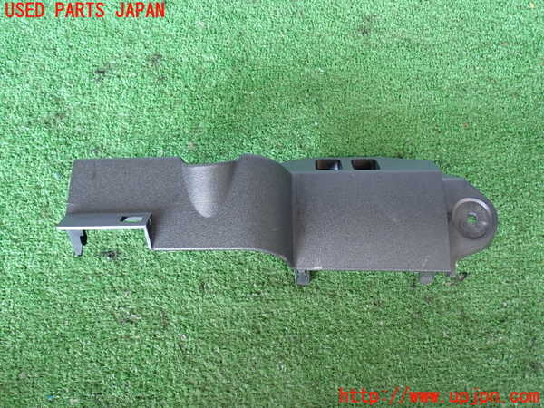 2UPJ-39157691]ハイエースバン200系(KDH205V)内装トリム類1 中古_m0001.jpg