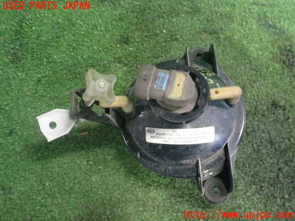 2UPJ-39161180]ジャガー・XJ(JLDB)右フォグ 中古_m0002.jpg