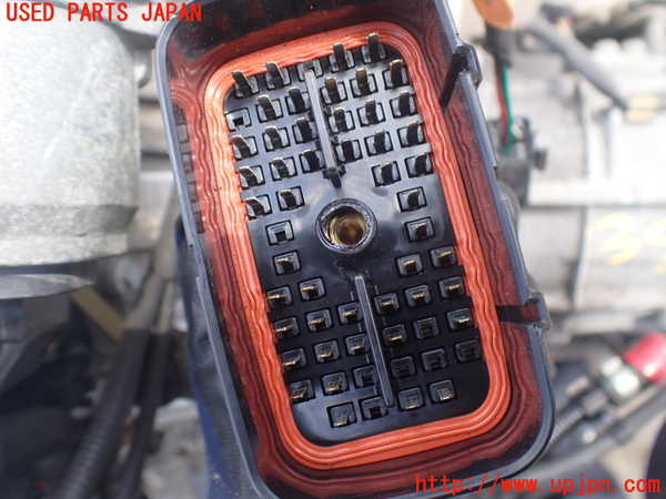 2UPJ-39162010]ジャガー・XJ(JLDB)エンジン BC 中古_m0002.jpg