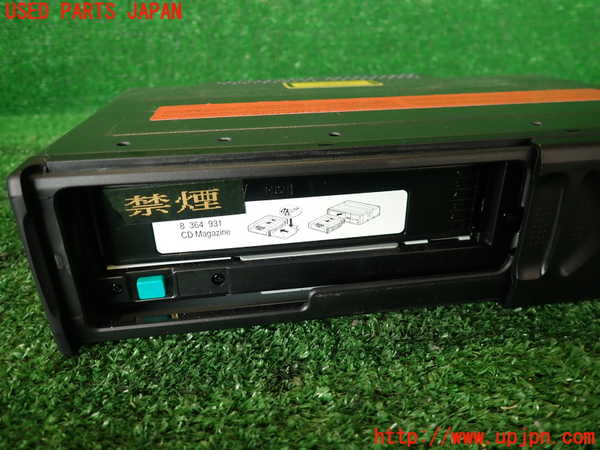 2UPJ-39176505]BMW 323i(VB23)(E90)CDチェンジャー 中古_m0002.jpg