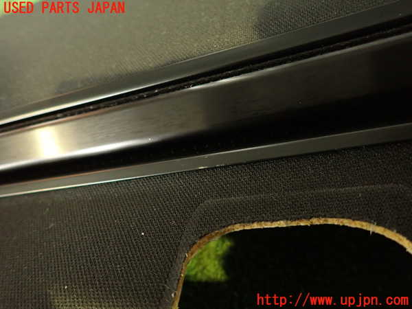 2UPJ-39177761]BMW 323i(VB23)(E90)トノカバー1 中古_m0002.jpg