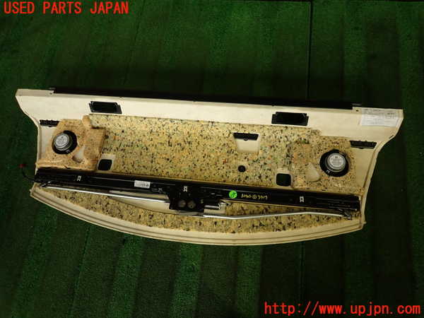 2UPJ-39177761]BMW 323i(VB23)(E90)トノカバー1 中古_m0004.jpg