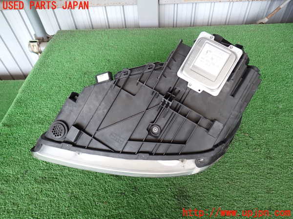 2UPJ-39181130]ポルシェ・カイエン(9PAM5501)右ヘッドライト HID 中古_m0004.jpg