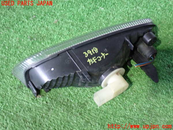 2UPJ-39181152]ポルシェ・カイエン(9PAM5501)左コーナーランプ 中古_m0002.jpg
