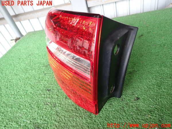 2UPJ-39181536]ポルシェ・カイエン(9PAM5501)左テールランプ 中古_m0002.jpg