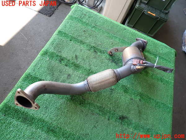 2UPJ-39182632]ポルシェ・カイエン(9PAM5501)フロントパイプ2 中古_m0003.jpg