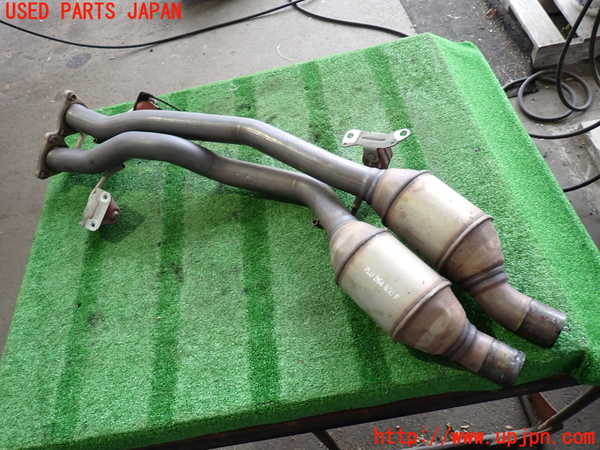 2UPJ-39182661]ポルシェ・カイエン(9PAM5501)触媒1 中古_m0003.jpg