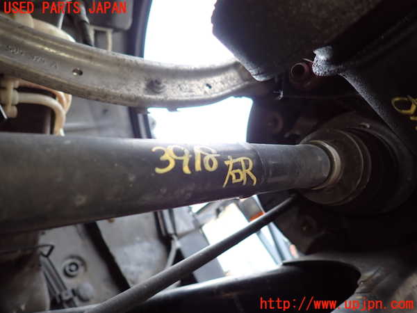 2UPJ-39184020]ポルシェ・カイエン(9PAM5501)右リアドライブシャフト 中古_m0001.jpg