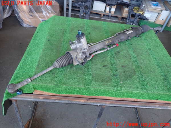 2UPJ-39184235]ポルシェ・カイエン(9PAM5501)パワステギアボックス 中古_m0001.jpg