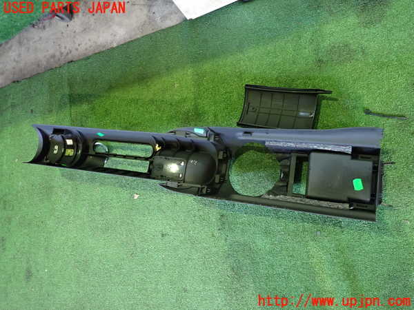 2UPJ-39197540]アウディ・TT クーペ(8NAUQ)センターコンソール (ジャンク品) 中古_m0005.jpg