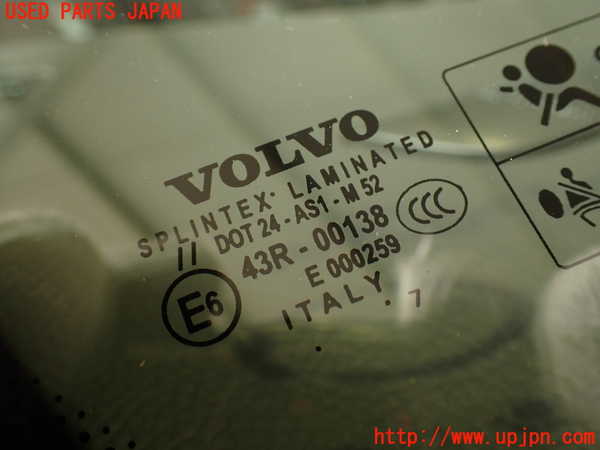 2UPJ-39201195]ボルボ・V70(SB5244W)フロントガラス 中古 SPLINTEX M52 43R-00138_m0002.jpg