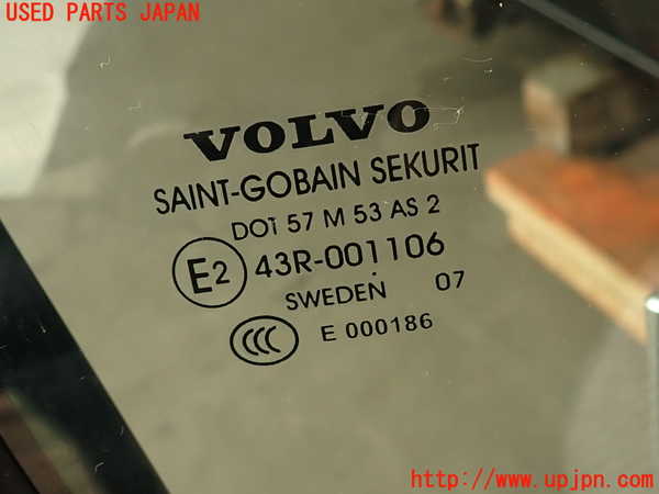 2UPJ-39201230]ボルボ・V70(SB5244W)右前ドア 中古 SAINT-GOBAIN SEKURIT M53 43R-001106 _m0004.jpg
