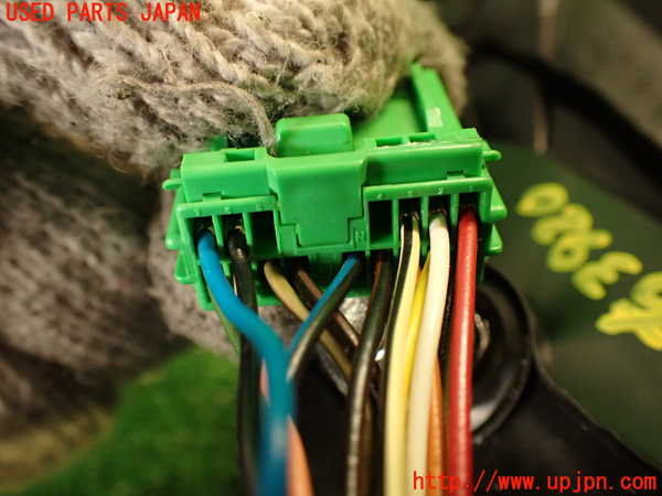 2UPJ-39201210]ボルボ・V70(SB5244W)右ドアミラー 中古_m0004.jpg