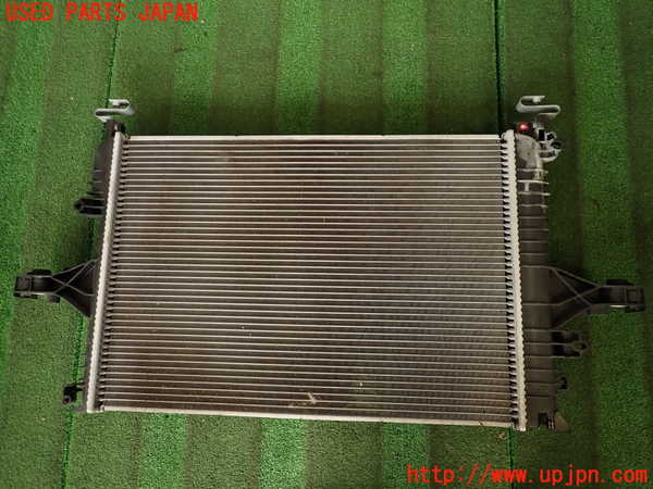 2UPJ-39202321]ボルボ・V70(SB5244W)ラジエーター1 中古_m0001.jpg
