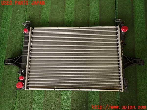 2UPJ-39202321]ボルボ・V70(SB5244W)ラジエーター1 中古_m0003.jpg