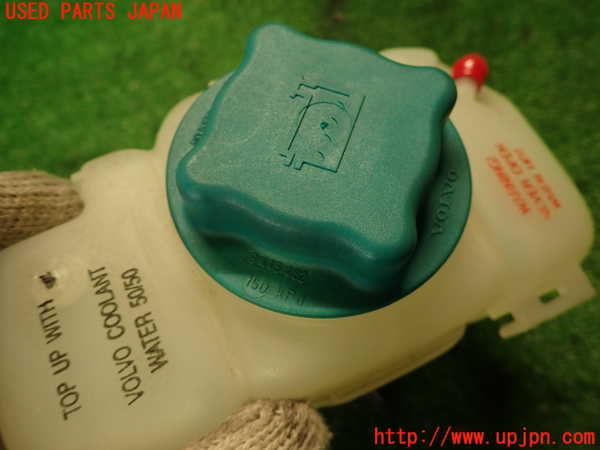 2UPJ-39202410]ボルボ・V70(SB5244W)ラジエータータンク 中古_m0003.jpg