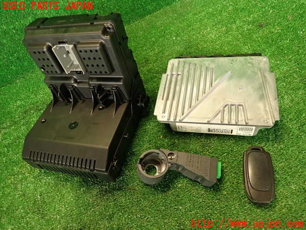 2UPJ-39206110]ボルボ・V70(SB5244W)エンジンコンピューター 中古_m0002.jpg