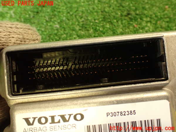 2UPJ-39206145]ボルボ・V70(SB5244W)エアバッグコンピューター 中古_m0003.jpg