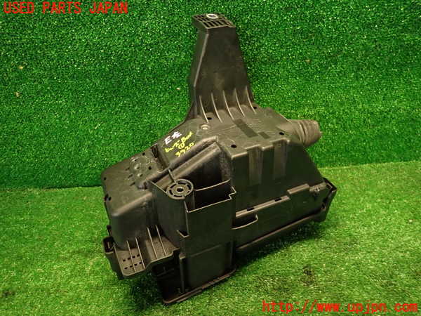 2UPJ-39206741]ボルボ・V70(SB5244W)ヒューズボックス1(EGルーム内助手席側) 中古_m0003.jpg